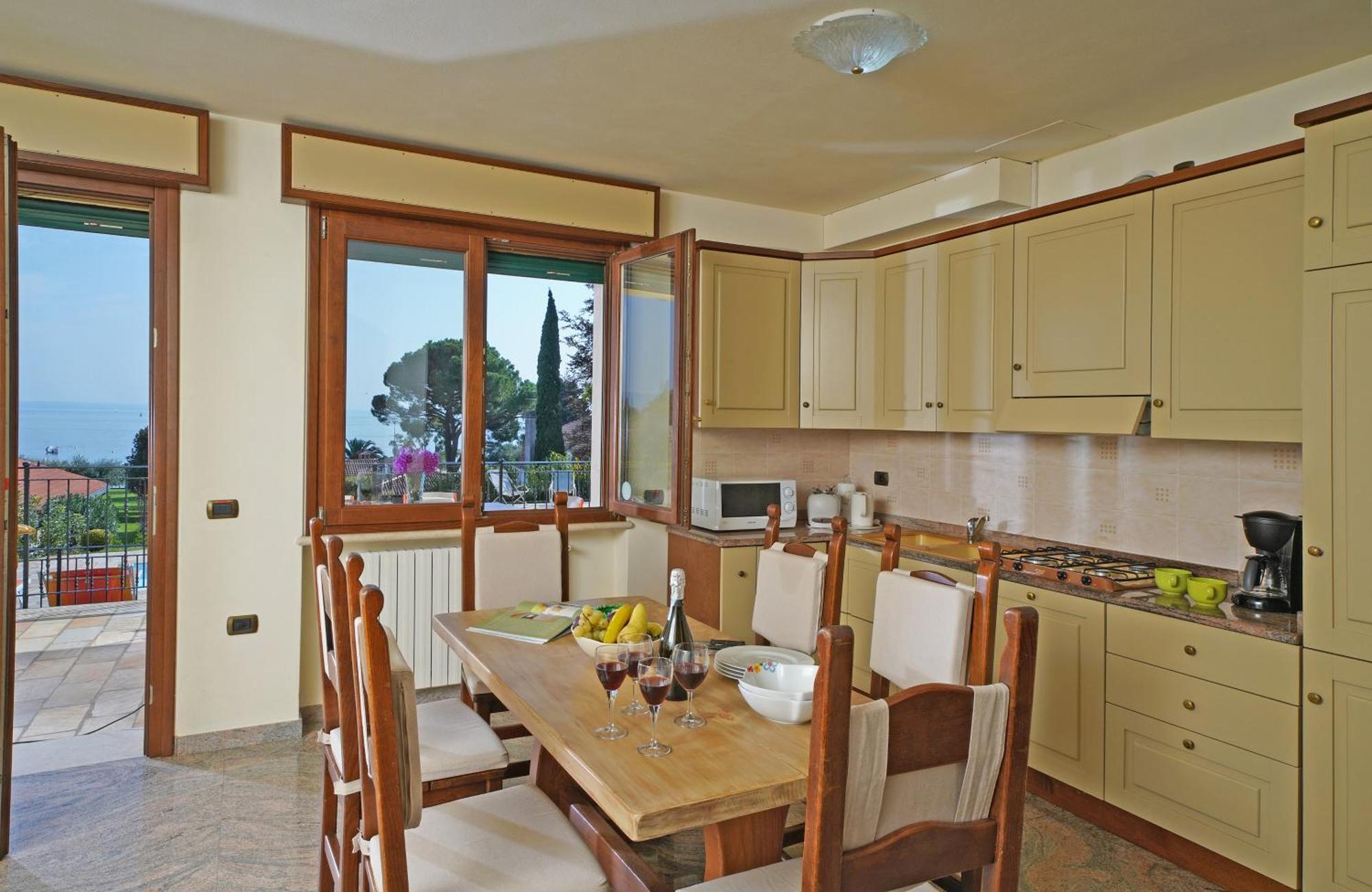 Villa Sul Garda San Felice del Benaco Exterior photo