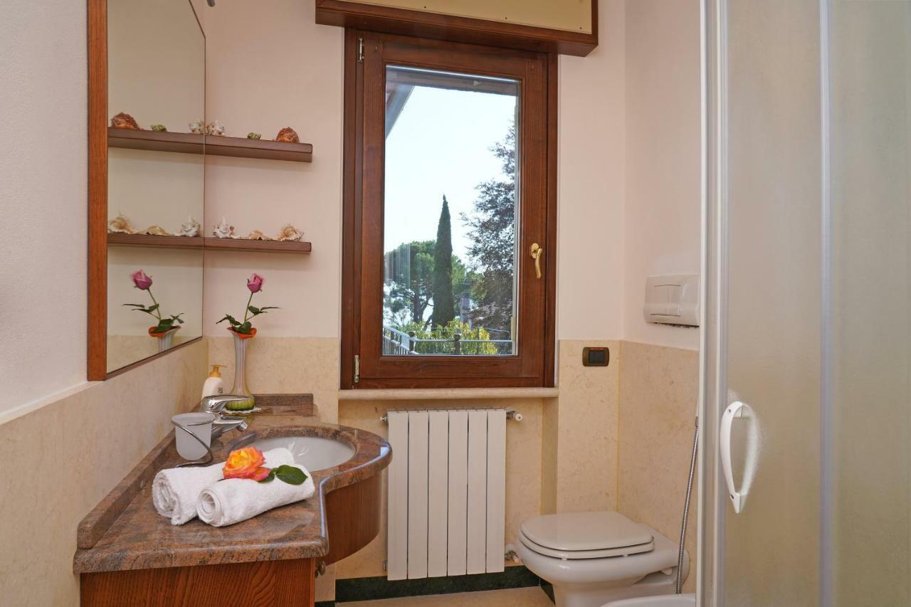 Villa Sul Garda San Felice del Benaco Exterior photo